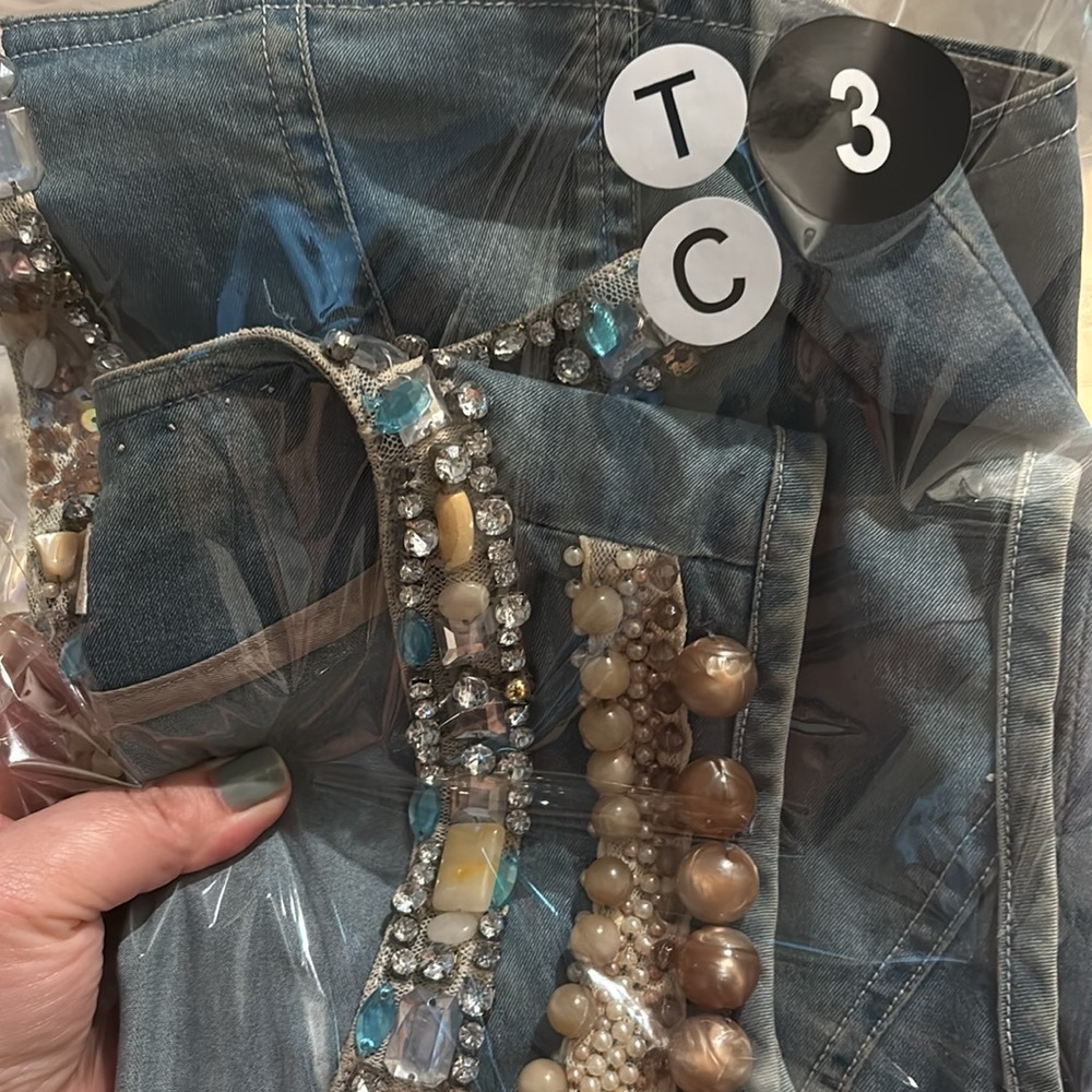 Vintage  Lynn Adler Hand Beaded Denim Vest With Rhinestones & Pearls - Picture 12 of 12